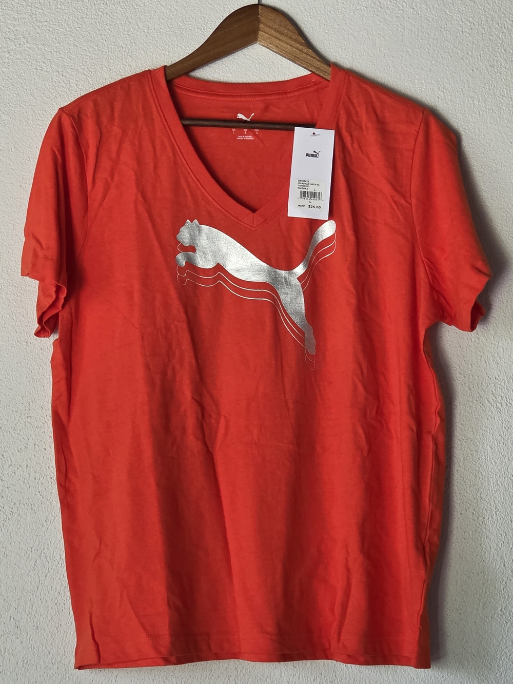 NWT PUMA Womens ESS Metallic V-Neck Tee Shirt Fierce Red Silver Logo Large